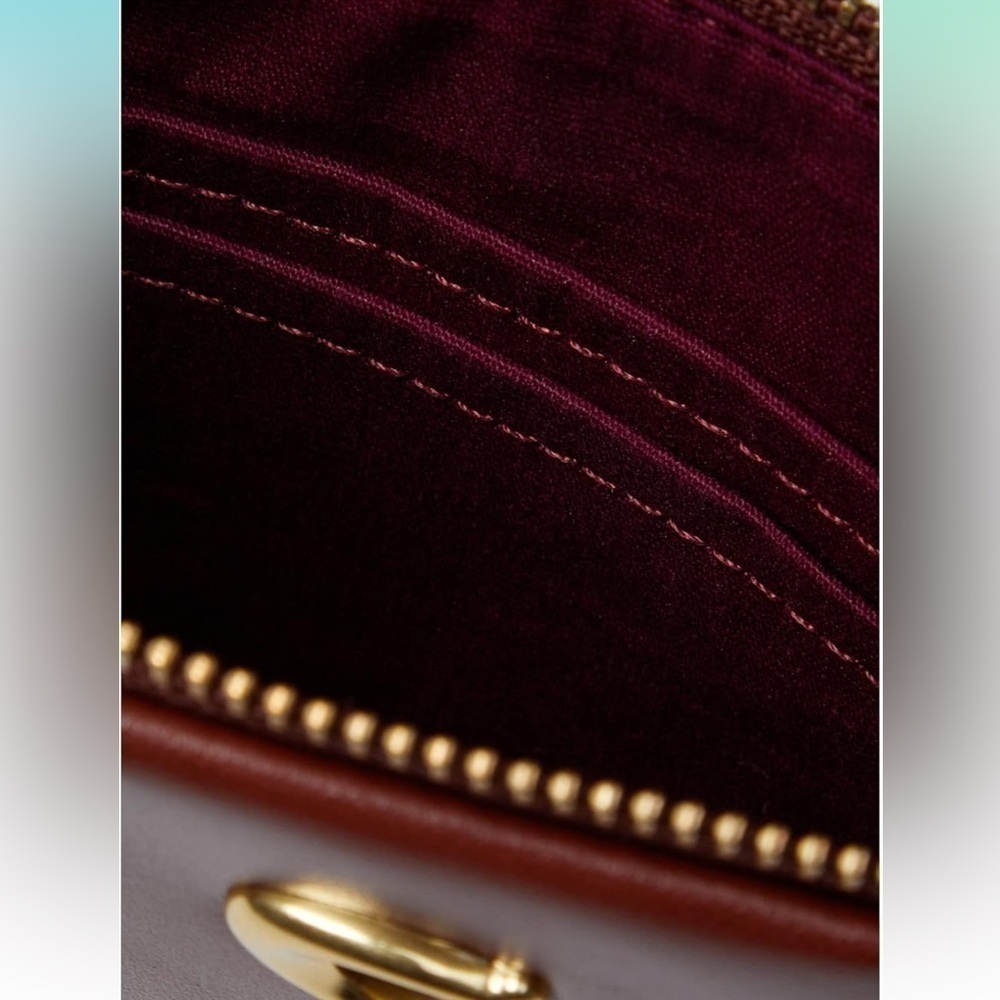 - Coach Womens Coated Canvas Signature Small Wristlet (new) - Picture 5 of 7